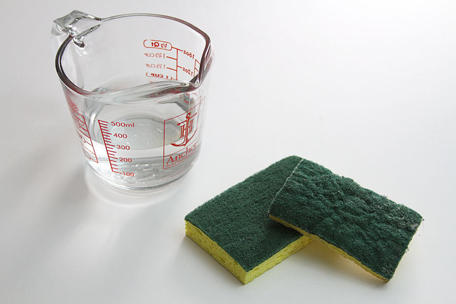 Thick and durable kitchen cleaning sponge with handle, perfect for tile &  glass