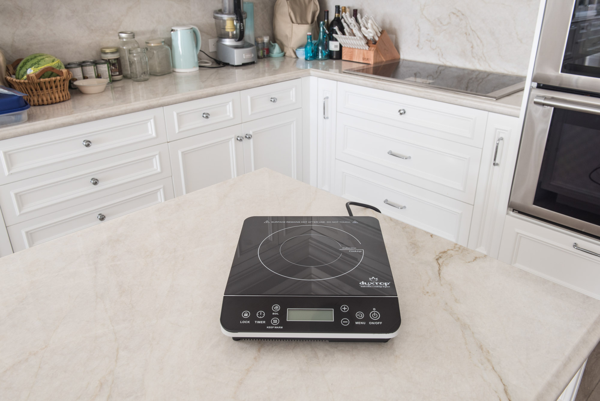 The Duxtop Portable Induction Cooktop Is Magnetic