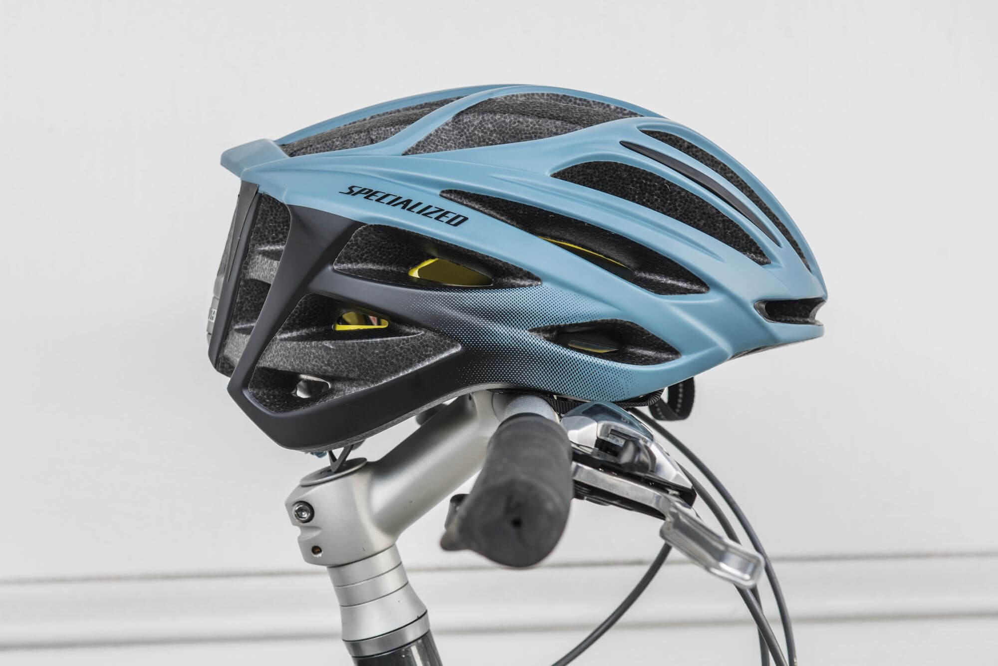 bike helmet with ponytail hole
