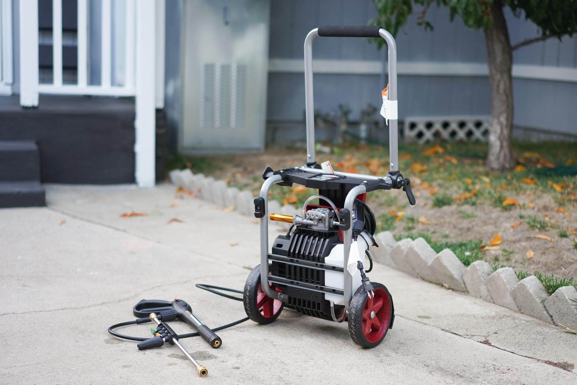 8 Best Pressure Washers for 2024