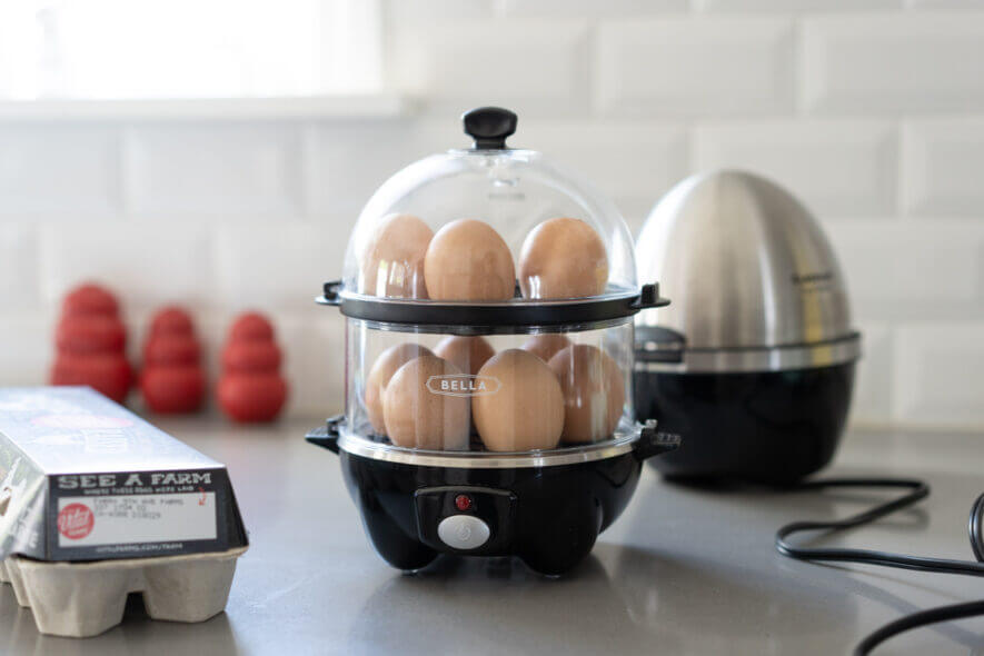  VOBAGA Electric Egg Cooker, Rapid Egg Boiler with Auto Shut Off  for Soft, Medium, Hard Boiled, Poached, Steamed Eggs, Vegetables and  Dumplings, Stainless Steel Tray with 7-Egg Capacity (Black): Home 