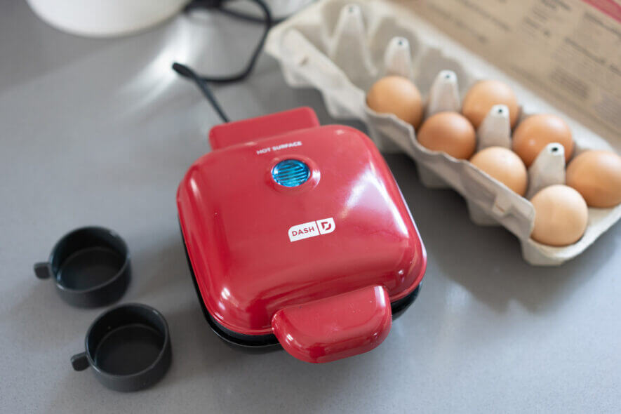  Evoloop Rapid Egg Cooker Electric 6 Eggs Capacity, Soft,  Medium, Hard Boiled, Poacher, Omelet Maker Egg Poacher With Auto Shut-Off,  BPA Free: Home & Kitchen