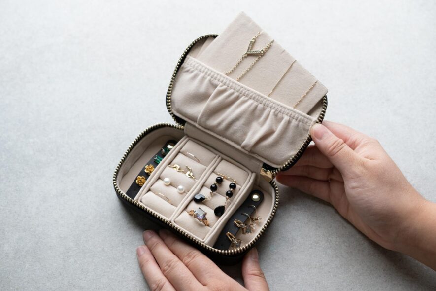 The 10 Best Travel Jewelry Cases of 2023, Tested and Reviewed